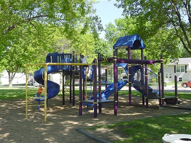 Linwood Park Playground