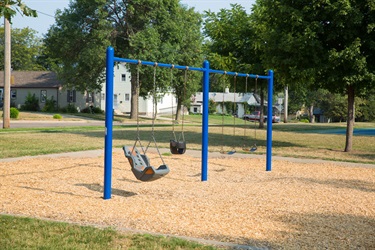 Mansor Pioneer Park Swings