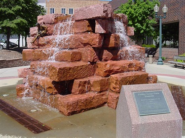 Phillips Avenue Plaza Fountain